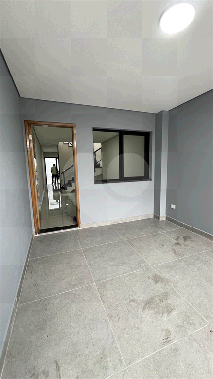 Sobrados Novos próximo ao Adorinha 750.000 com 3 dorm, excelente acabamento