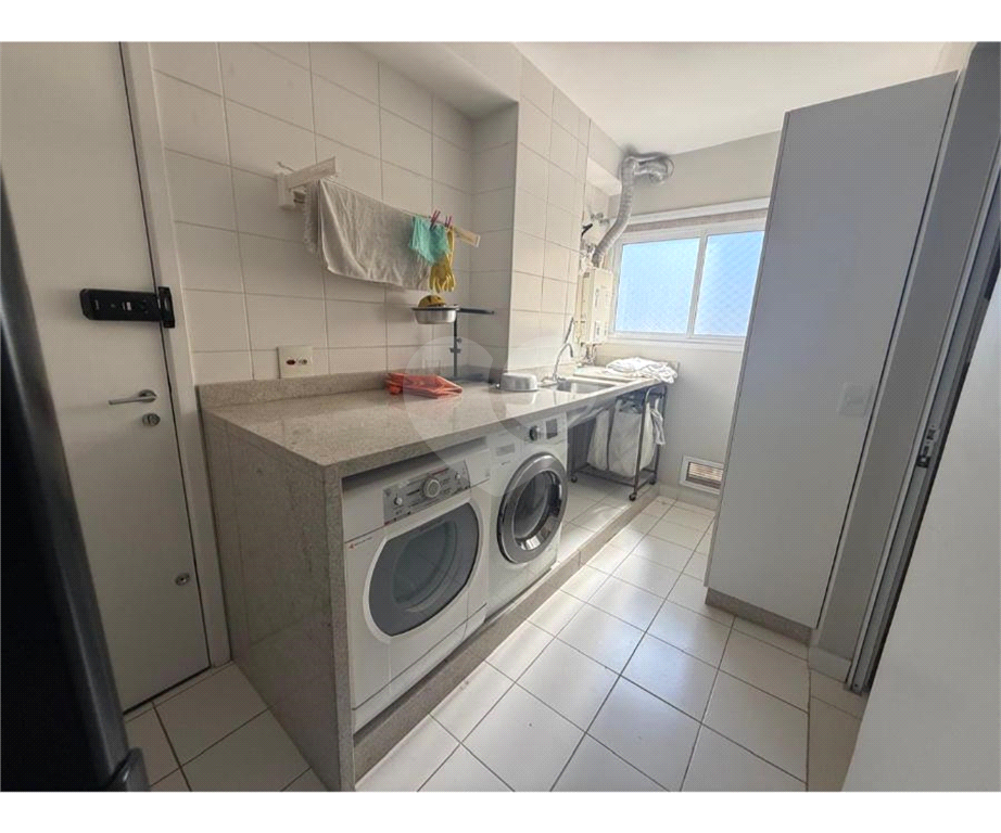 Apartamento Santa Terezinha a Venda 140m2 com 3 dormitórios e duas vagas reformado 