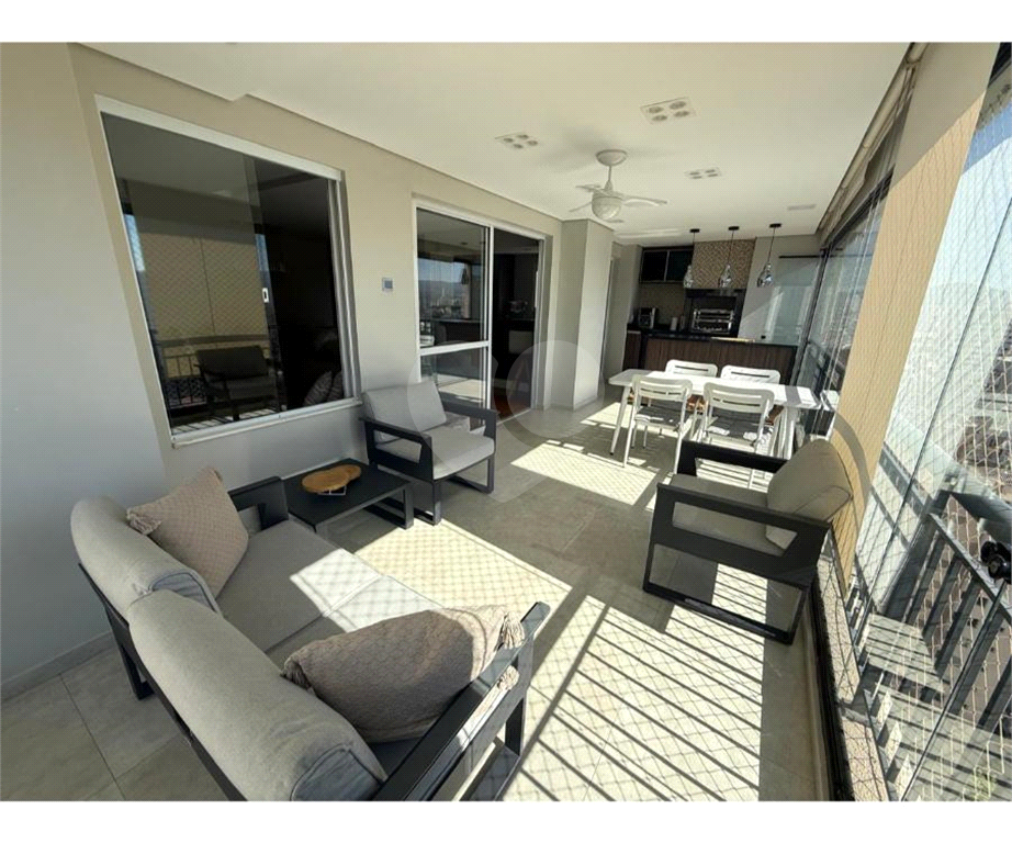 Apartamento Santa Terezinha a Venda 140m2 com 3 dormitórios e duas vagas reformado 