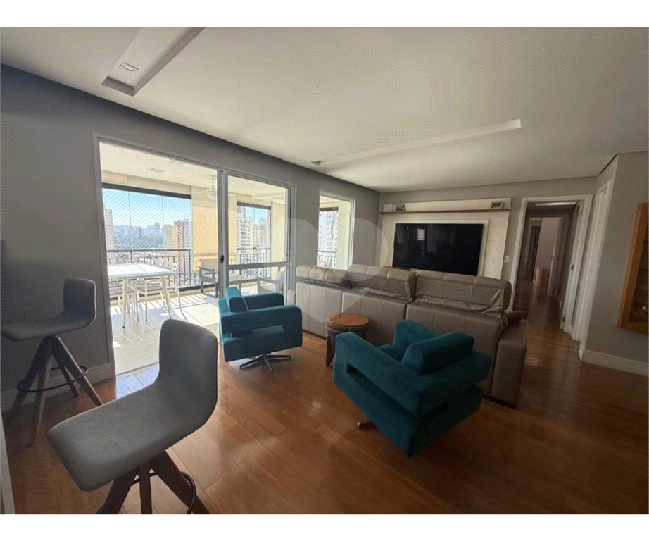 Apartamento Santa Terezinha a Venda 140m2 com 3 dormitórios e duas vagas reformado 