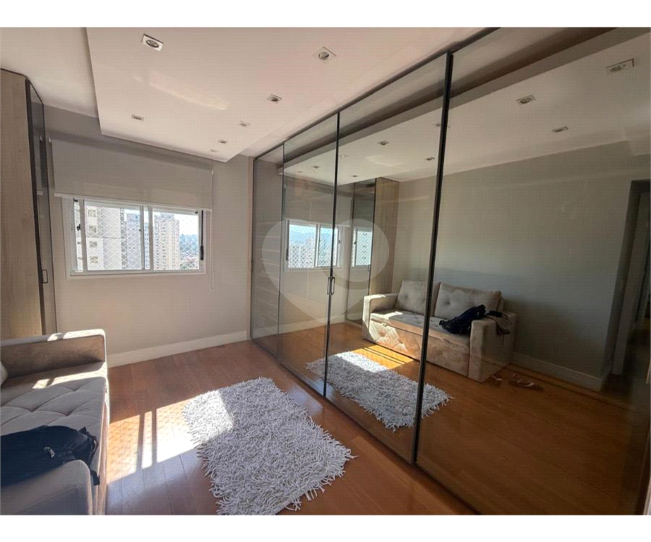 Apartamento Santa Terezinha a Venda 140m2 com 3 dormitórios e duas vagas reformado 