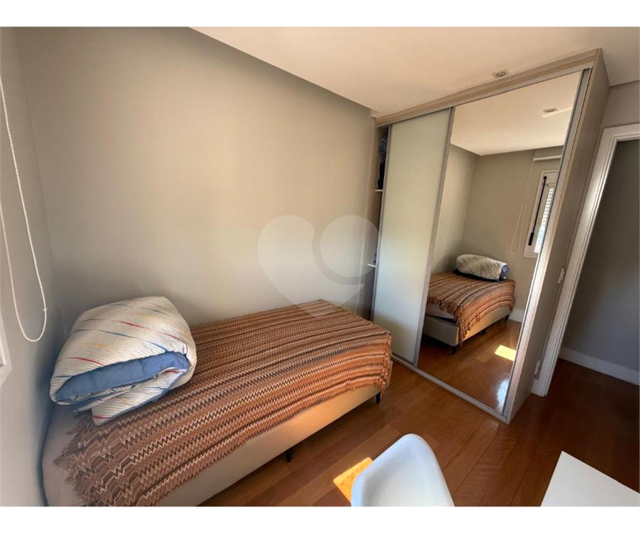 Apartamento Santa Terezinha a Venda 140m2 com 3 dormitórios e duas vagas reformado 