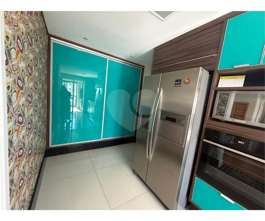 Apartamento Santa Terezinha a Venda 140m2 com 3 dormitórios e duas vagas reformado 