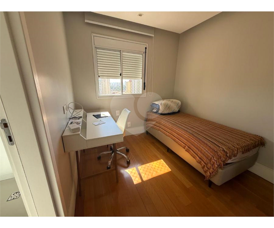 Apartamento Santa Terezinha a Venda 140m2 com 3 dormitórios e duas vagas reformado 