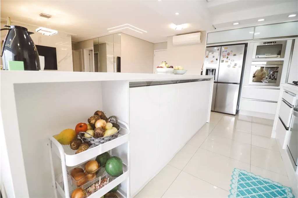 Lindo apartamento em andar alto à venda na Vila Guilherme.