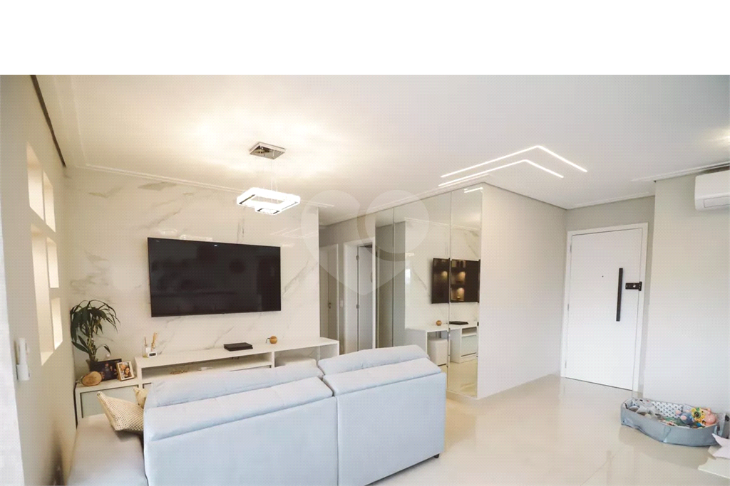 Lindo apartamento em andar alto à venda na Vila Guilherme.
