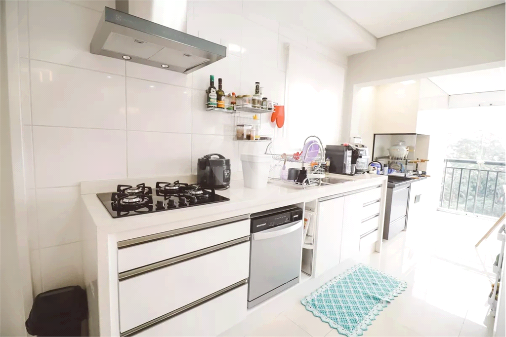 Lindo apartamento em andar alto à venda na Vila Guilherme.