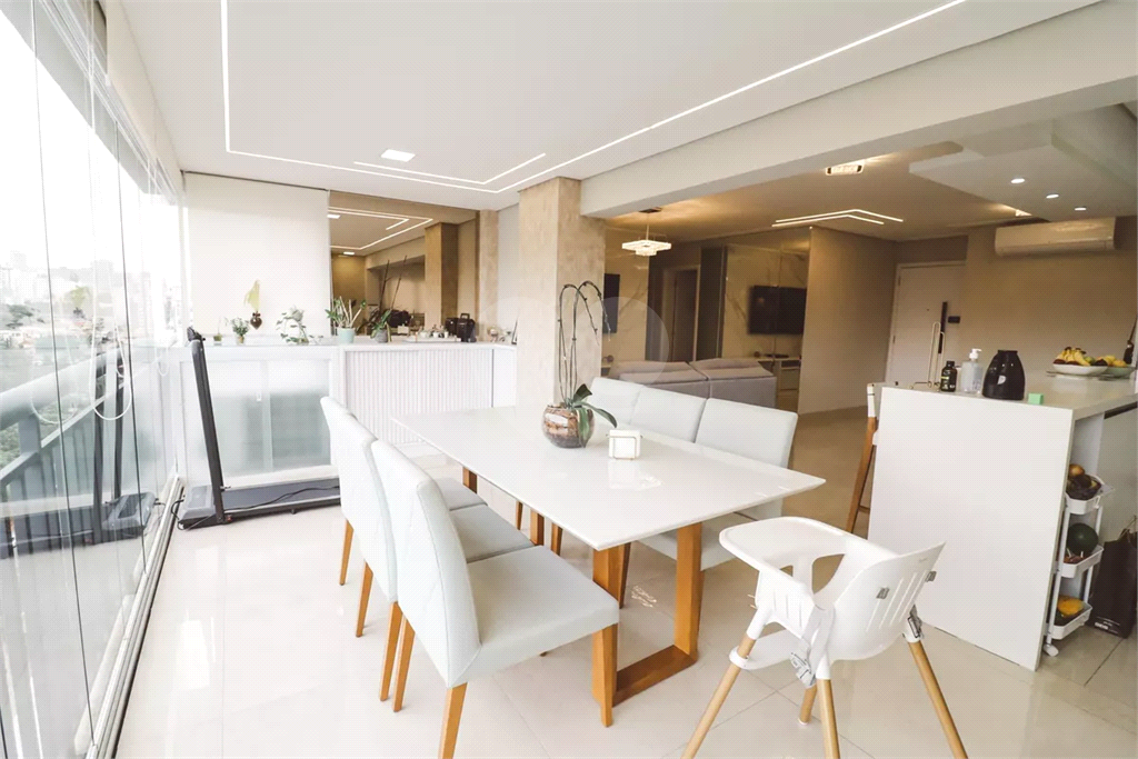 Lindo apartamento em andar alto à venda na Vila Guilherme.