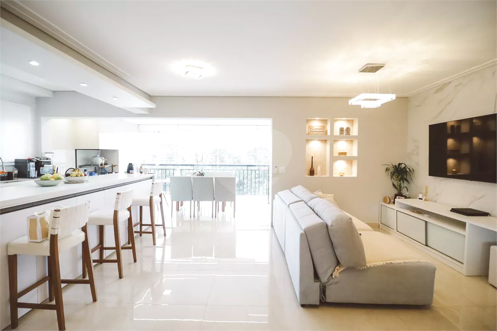 Lindo apartamento em andar alto à venda na Vila Guilherme.