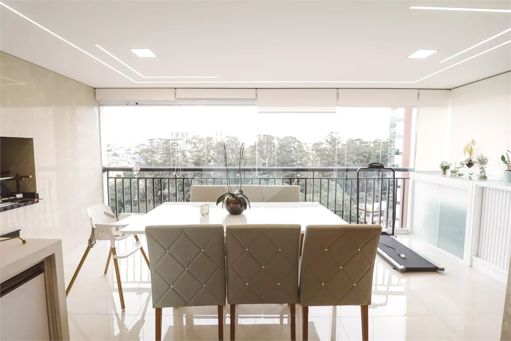 Lindo apartamento em andar alto à venda na Vila Guilherme.