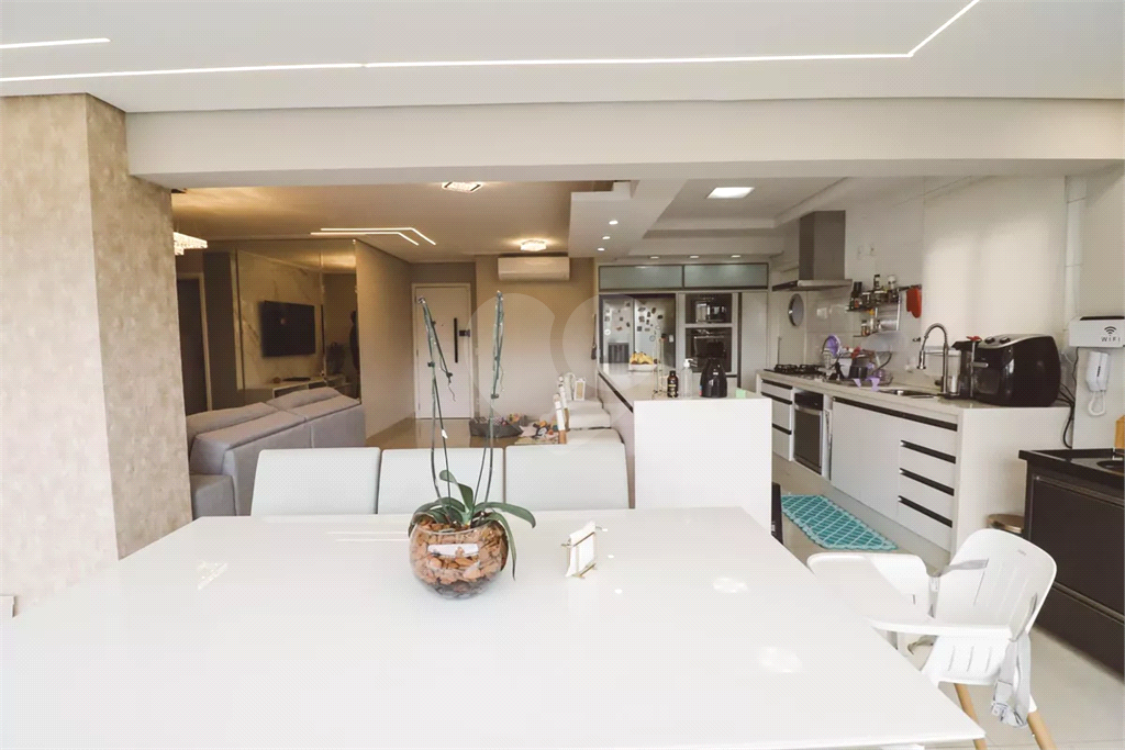 Lindo apartamento em andar alto à venda na Vila Guilherme.