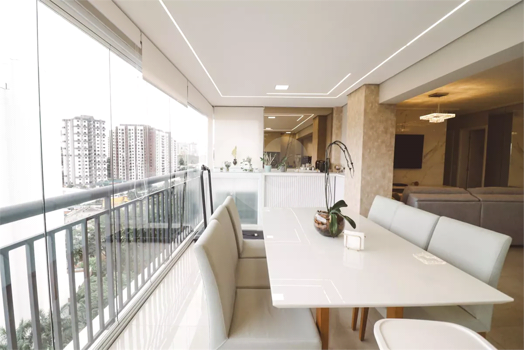 Lindo apartamento em andar alto à venda na Vila Guilherme.