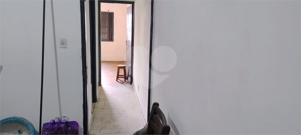 2 Casas –  Bairro Aricanduva -   c/ Salão Alugado –  56 m2 e  80 m2 – Terreno 5 x 25