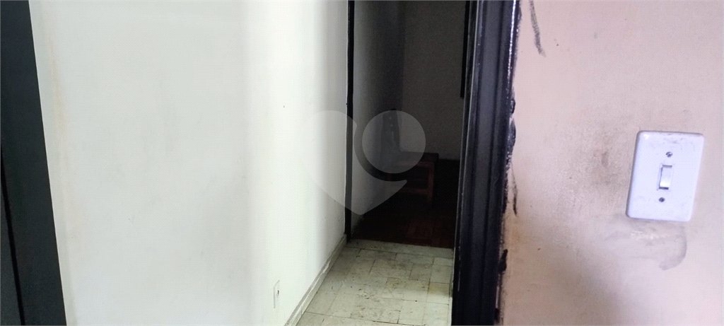2 Casas –  Bairro Aricanduva -   c/ Salão Alugado –  56 m2 e  80 m2 – Terreno 5 x 25