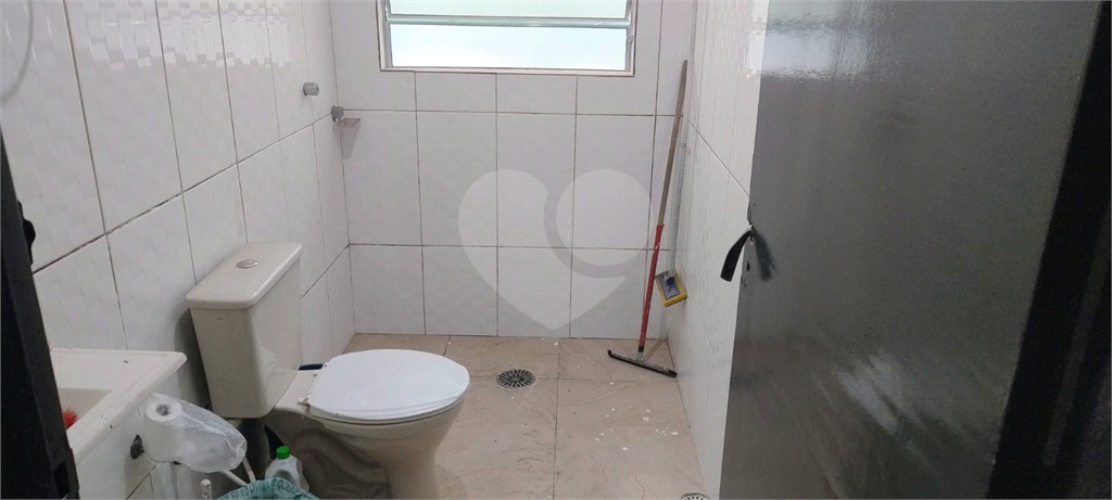 2 Casas –  Bairro Aricanduva -   c/ Salão Alugado –  56 m2 e  80 m2 – Terreno 5 x 25