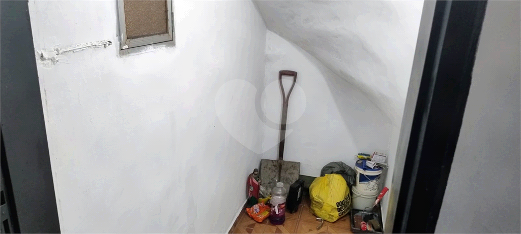 2 Casas –  Bairro Aricanduva -   c/ Salão Alugado –  56 m2 e  80 m2 – Terreno 5 x 25
