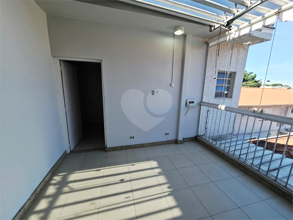 4 dormitórios, 1 suíte, 3 banheiros, 2 vagas, Área Total: 130,00 m², Construído: 174,00 m²