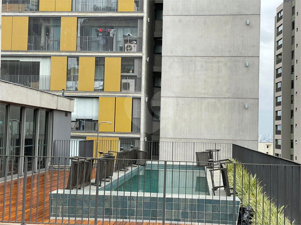 APARTAMENTO em VILA MADALENA