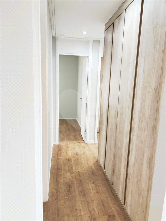 Apartamento moderno, reformado, completo e em uma localização que valoriza a cada dia.