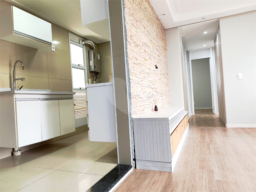 Apartamento moderno, reformado, completo e em uma localização que valoriza a cada dia.