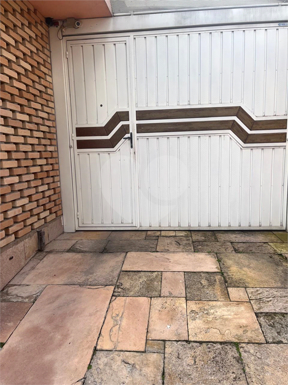 Sobrado Espaçoso e Decorado nas Palmas do Tremembé – 316m², Suíte com Varanda e 3 Vagas