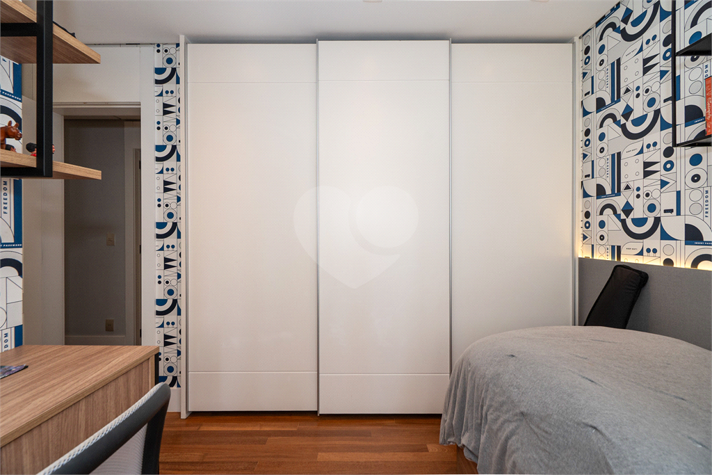 Apartamento para venda com 190 m², 3 suítes, 3 vagas na Vila Madalena-SP