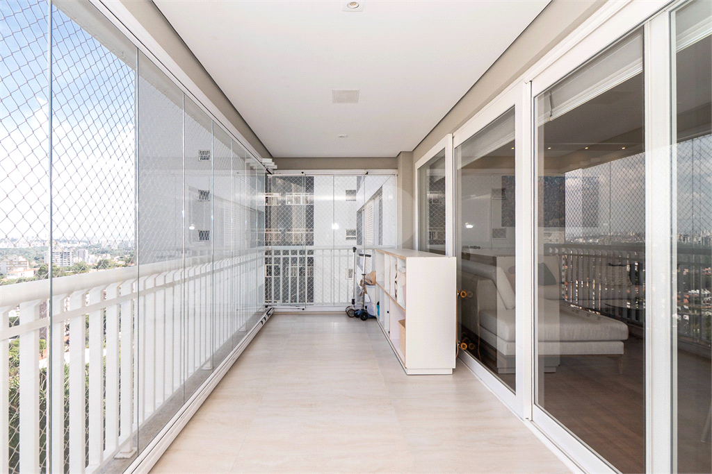 Apartamento para venda com 190 m², 3 suítes, 3 vagas na Vila Madalena-SP