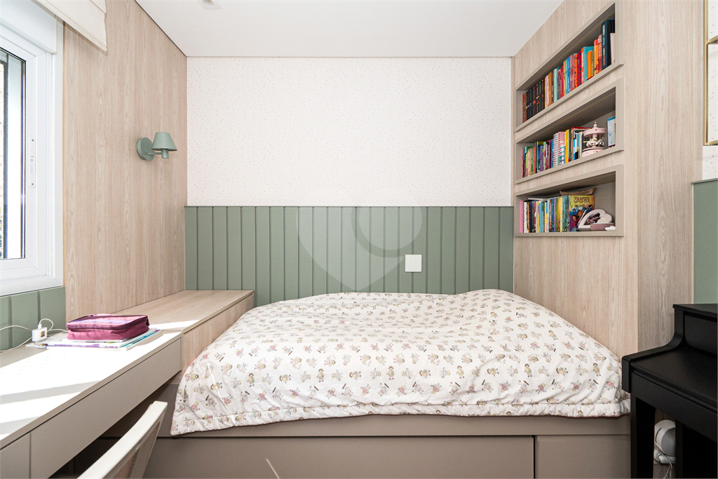 Apartamento para venda com 190 m², 3 suítes, 3 vagas na Vila Madalena-SP