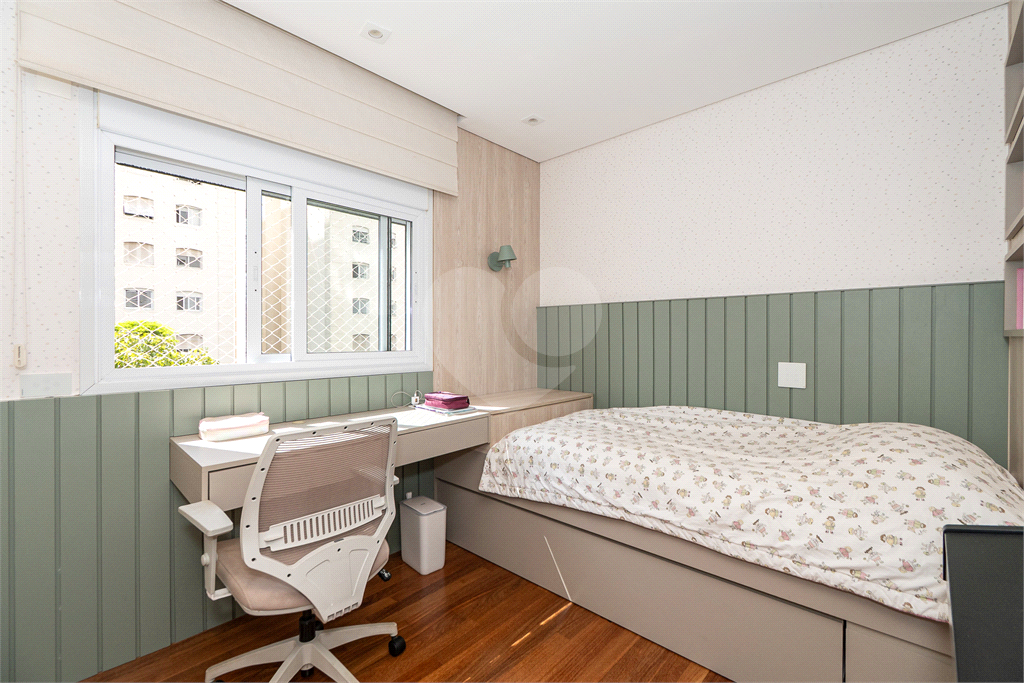 Apartamento para venda com 190 m², 3 suítes, 3 vagas na Vila Madalena-SP