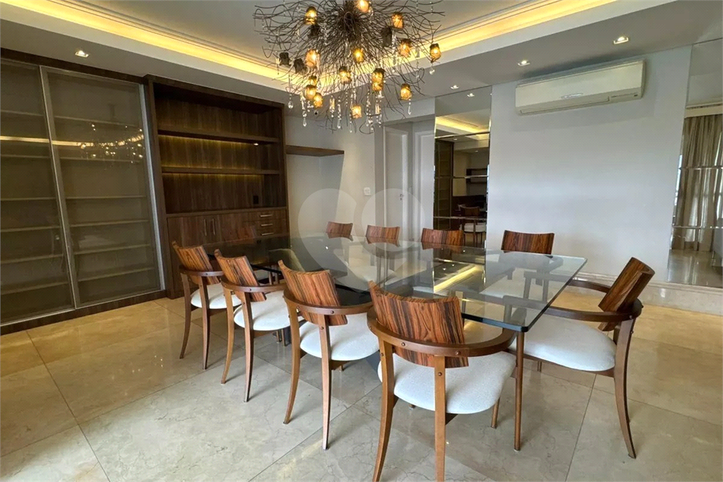 Apartamento Pompeia Locação 4 quartos, sendo 2 suites e 2 vagas de garagem 