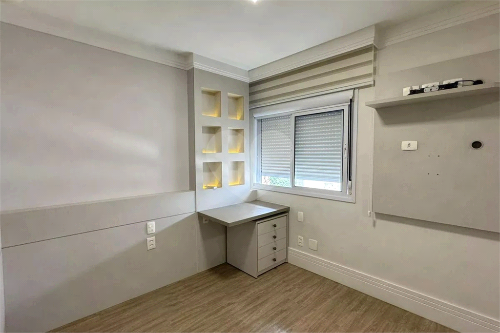 Apartamento Pompeia Locação 4 quartos, sendo 2 suites e 2 vagas de garagem 
