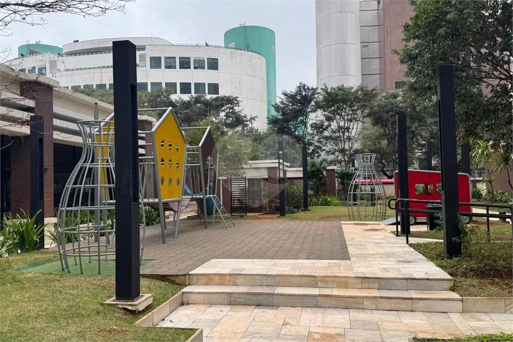 Apartamento Pompeia Locação 4 quartos, sendo 2 suites e 2 vagas de garagem 