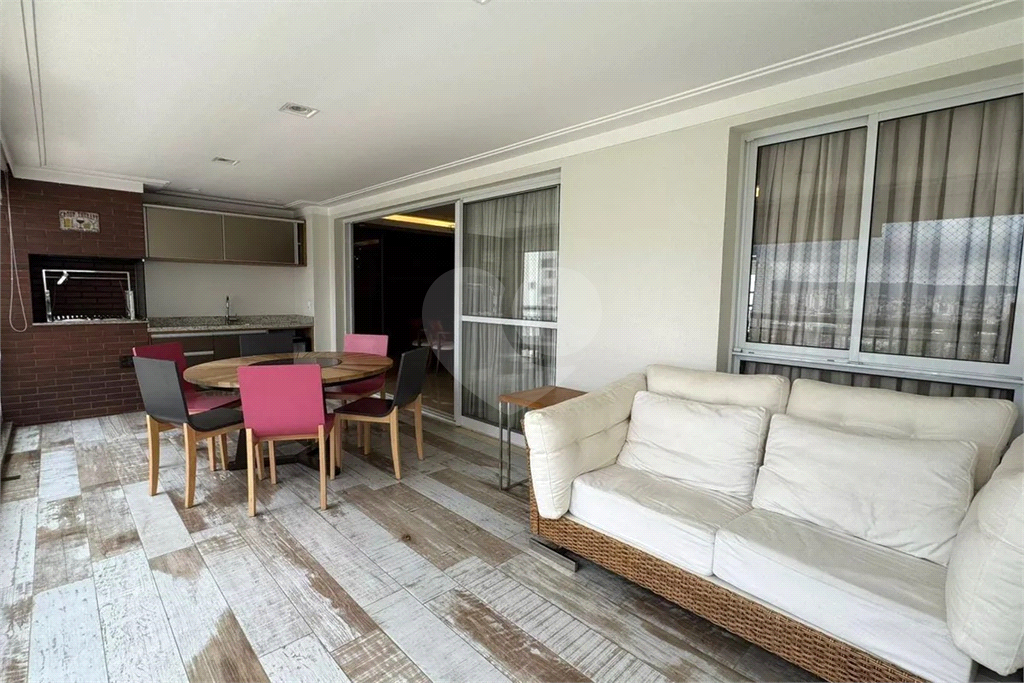 Apartamento Pompeia Locação 4 quartos, sendo 2 suites e 2 vagas de garagem 