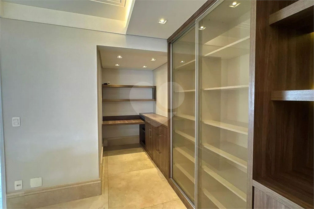 Apartamento Pompeia Locação 4 quartos, sendo 2 suites e 2 vagas de garagem 