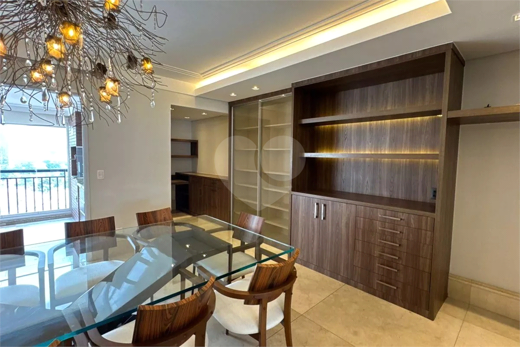Apartamento Pompeia Locação 4 quartos, sendo 2 suites e 2 vagas de garagem 