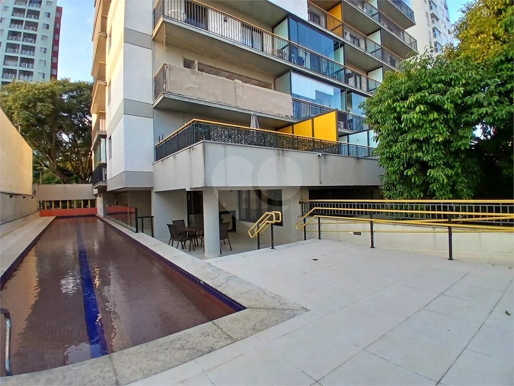 Stúdio à venda a poucos passos do metrô Santana