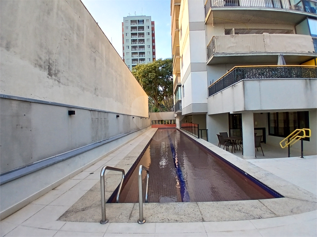 Stúdio à venda a poucos passos do metrô Santana