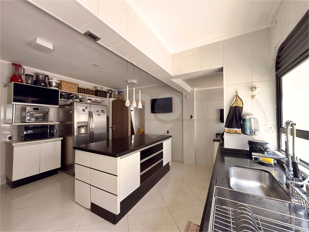 APARTAMENTO em SANTANA