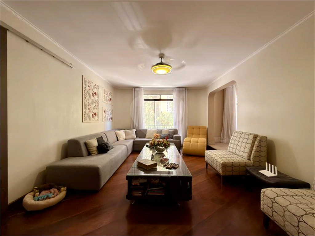 APARTAMENTO em SANTANA
