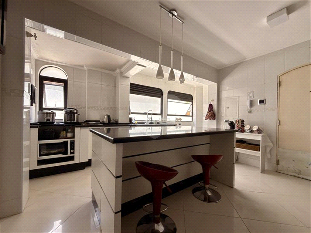 APARTAMENTO em SANTANA