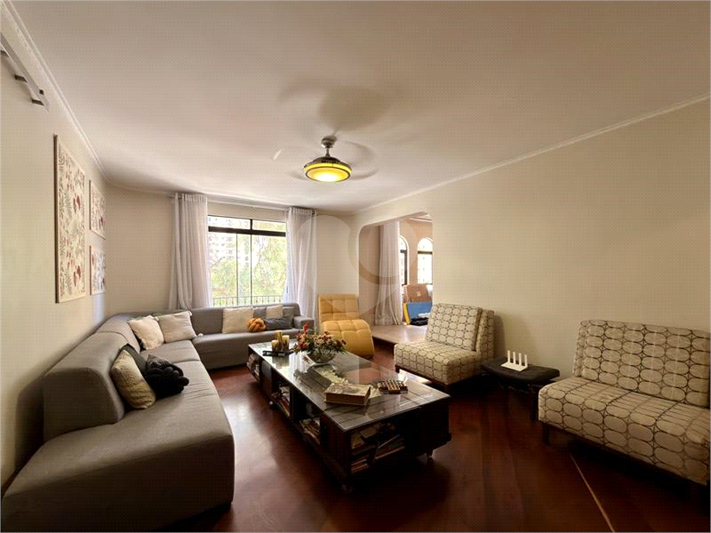 APARTAMENTO em SANTANA