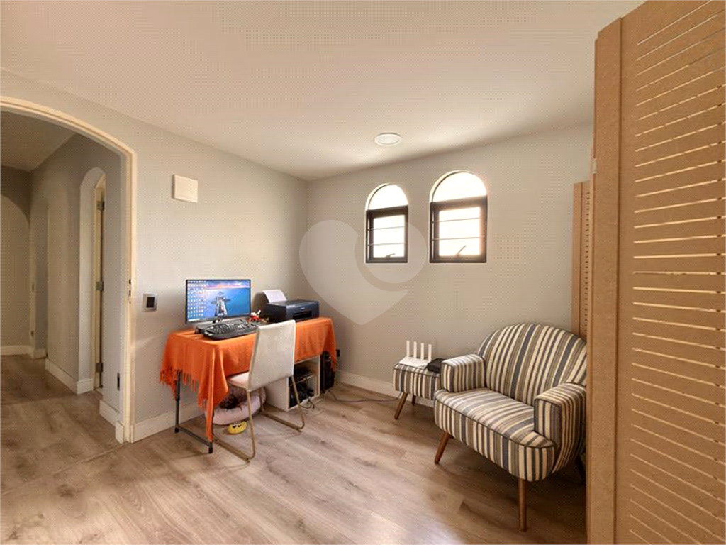 APARTAMENTO em SANTANA