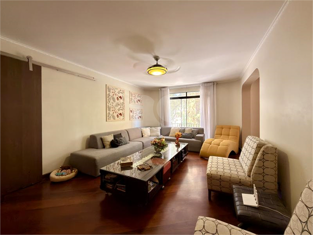 APARTAMENTO em SANTANA
