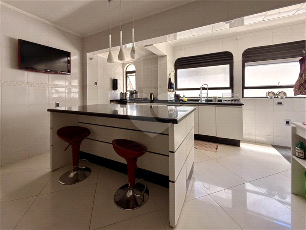 APARTAMENTO em SANTANA