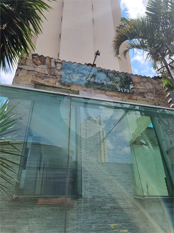 APARTAMENTO em TUCURUVI