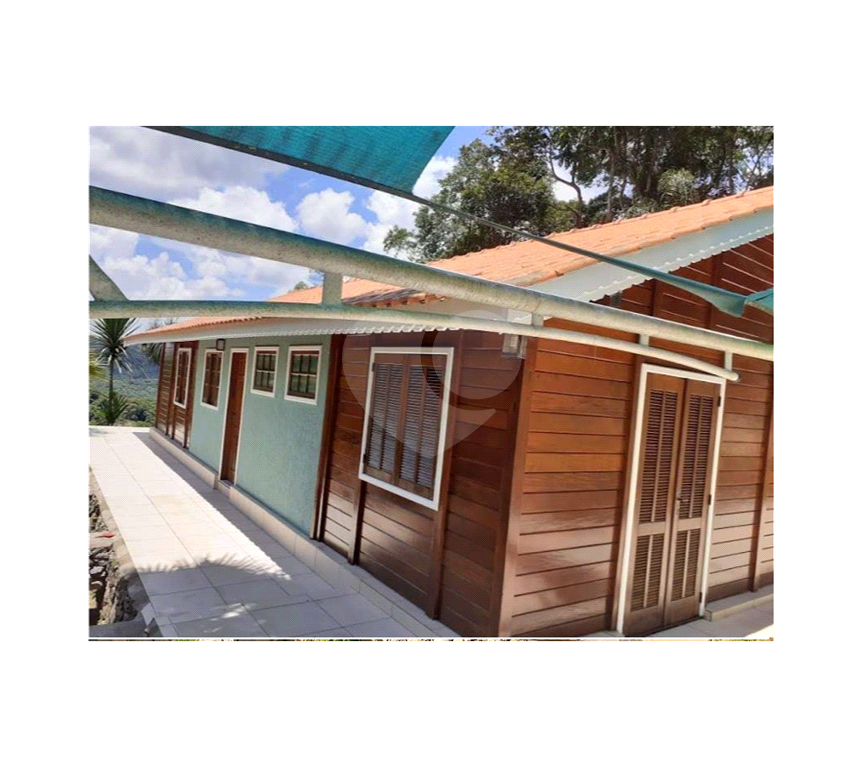 Casa na Serra da Cantareira com Vista Permanente | 2.500m² no Parque Suíça