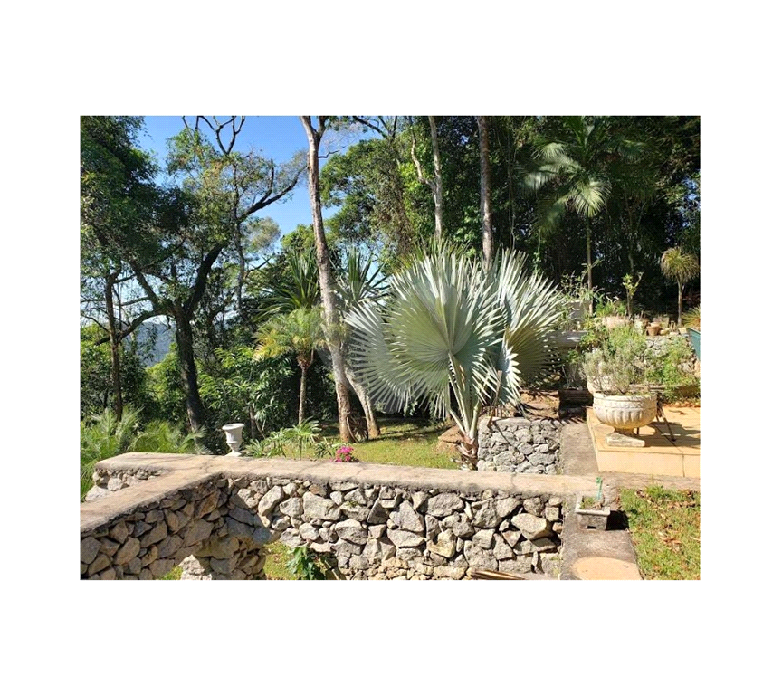 Casa na Serra da Cantareira com Vista Permanente | 2.500m² no Parque Suíça
