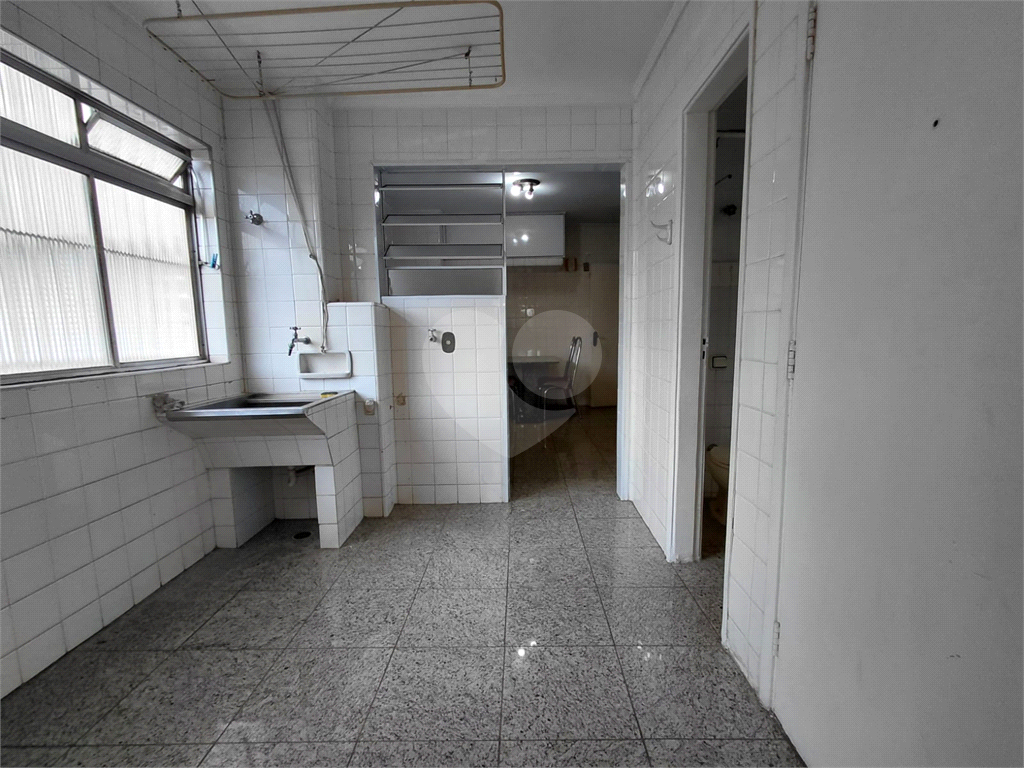 Imóvel 130m² sala de estar de 2 ambientes, 3 quartos, sendo 1 suíte e 2 vagas de garagem Perdizes.