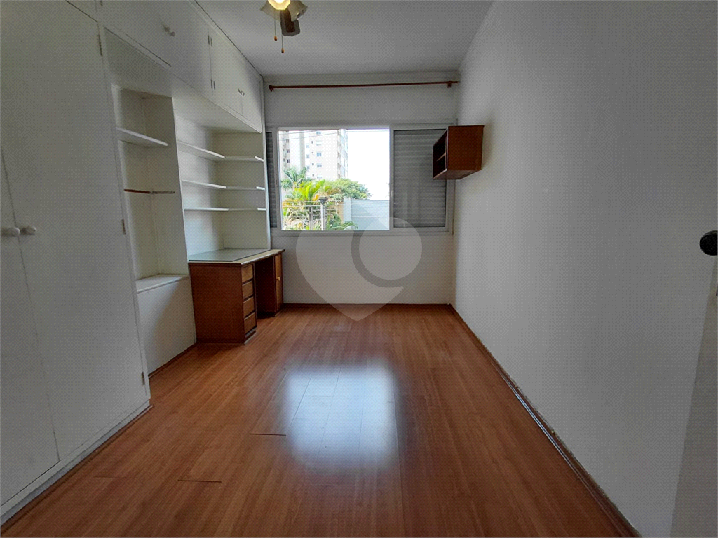 Imóvel 130m² sala de estar de 2 ambientes, 3 quartos, sendo 1 suíte e 2 vagas de garagem Perdizes.