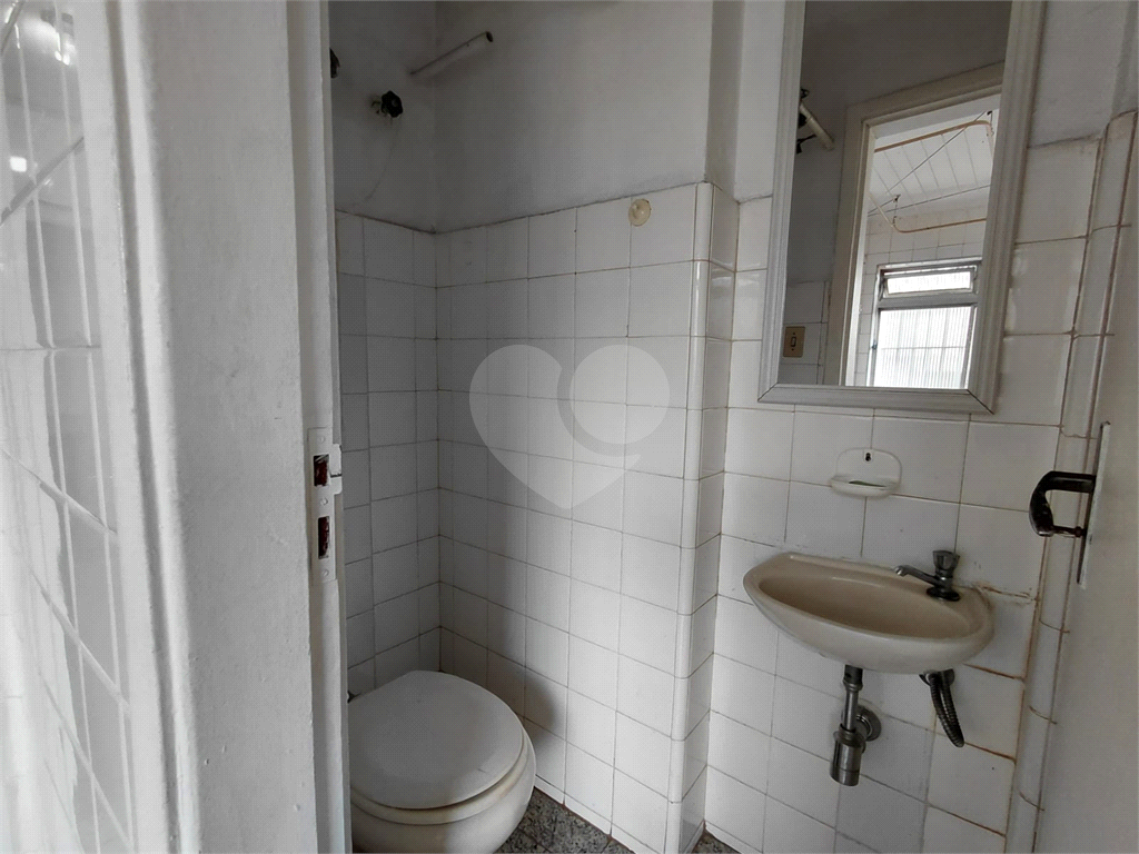 Imóvel 130m² sala de estar de 2 ambientes, 3 quartos, sendo 1 suíte e 2 vagas de garagem Perdizes.